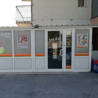 T254 Podstrana